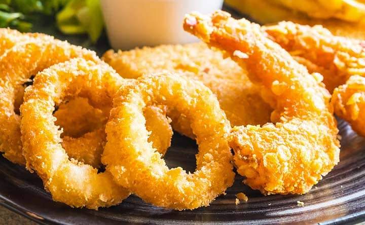 Colesterolo alto: cibi e bevande da evitare