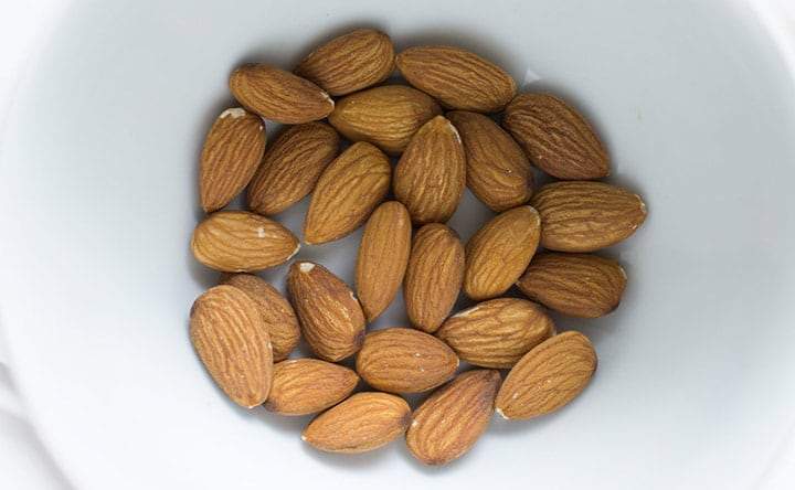 Le mandorle: migliorano la funzione del colesterolo buono