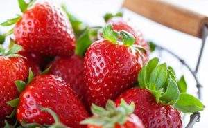 Fragole: arma contro il colesterolo cattivo